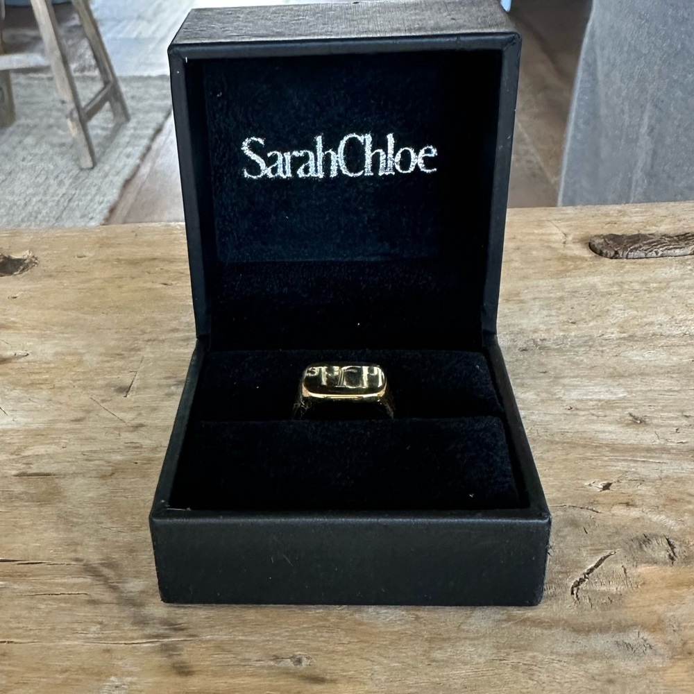 Pinky Signet ring. Lowercase initial R.